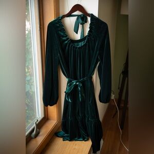 Draper James RSVP Green velvet dress